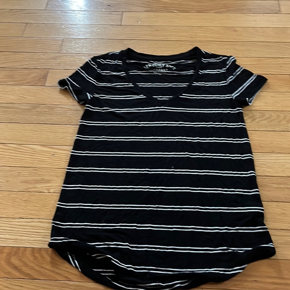 Aeropostale V Neck Seriously Soft Tee